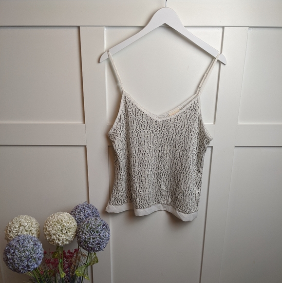 top sleeveless - Picture 6 of 8